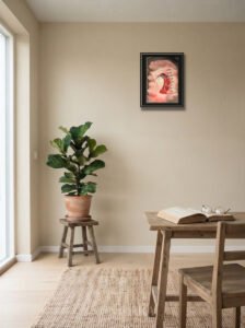 Dragon I posée sur un mur, à sa taille réelle